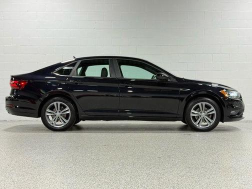 2020 Volkswagen Jetta 1.4T R-Line