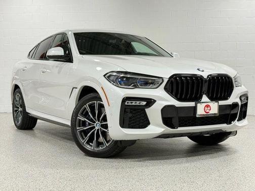 2021 BMW X6 M50i
