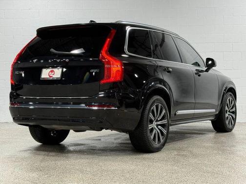 2024 Volvo XC90 B5 Core Bright Theme