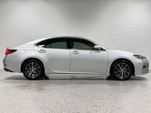 2017 Lexus ES 350 Base