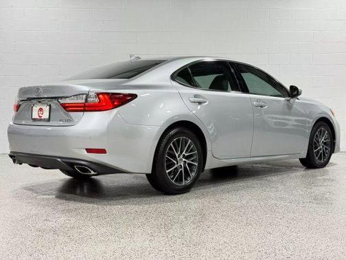 2017 Lexus ES 350 Base