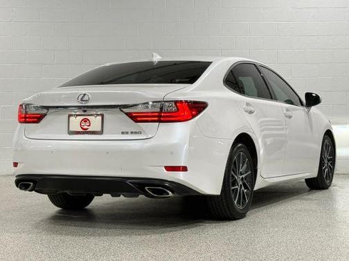 White 2016 Lexus ES 350 Base