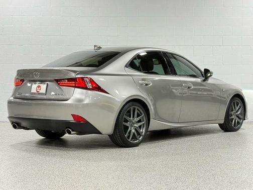 2016 Lexus IS 300 Base