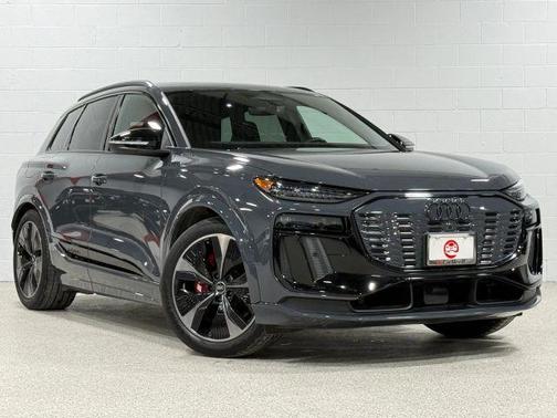 2025 Audi SQ6 e-tron Premium