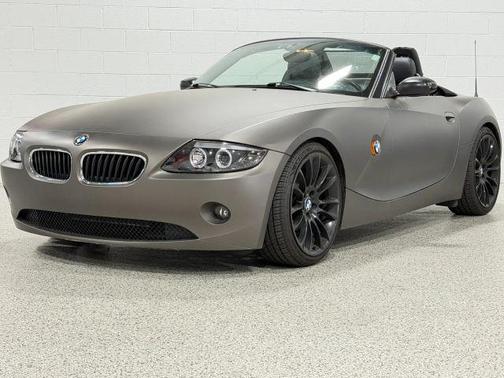 Gray 2003 BMW Z4 2.5i Roadster