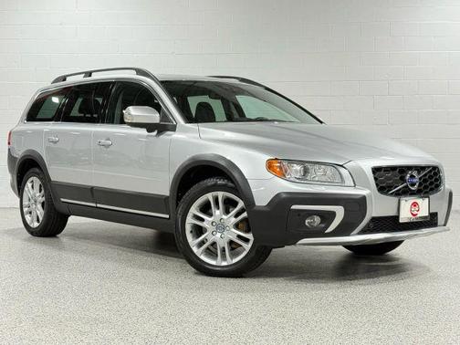 2016 Volvo XC70 T5 Platinum
