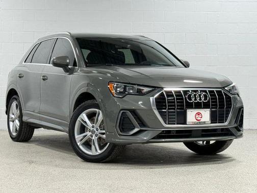 2020 Audi Q3 45 S line Premium