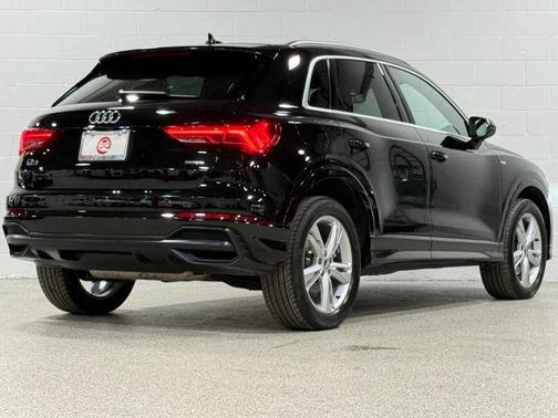 2020 Audi Q3 45 S line Premium