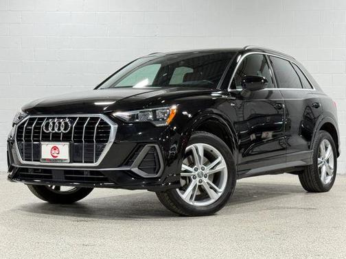 2020 Audi Q3 45 S line Premium