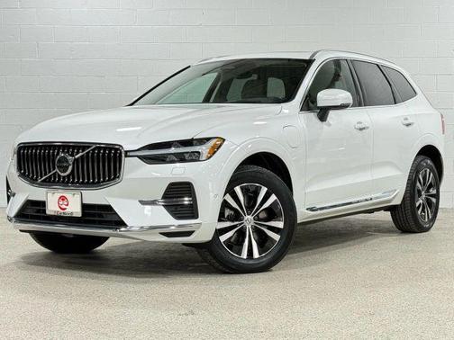 2022 Volvo XC60 Recharge Plug-In Hybrid T8 Inscription Expression Extended Range
