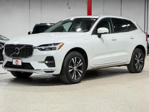 2022 Volvo XC60 Recharge Plug-In Hybrid T8 Inscription Expression Extended Range