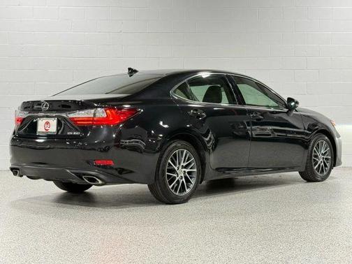 2017 Lexus ES 350 Base