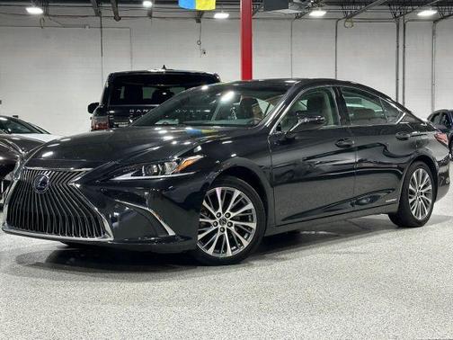 2020 Lexus ES 300h Base