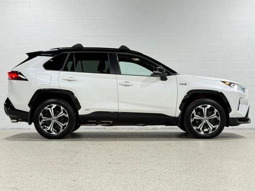 2021 Toyota RAV4 Prime XSE