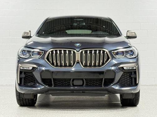 2020 BMW X6 M50i