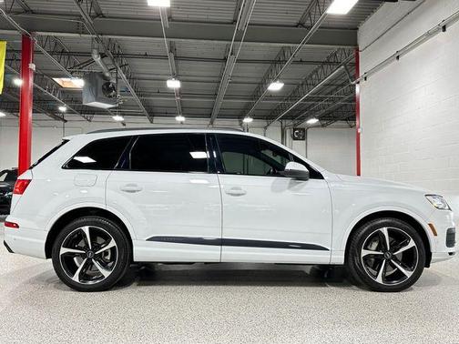 2019 Audi Q7 55 Prestige