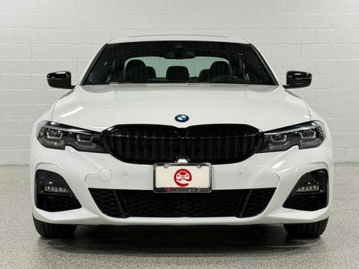 White 2022 BMW 330 i xDrive