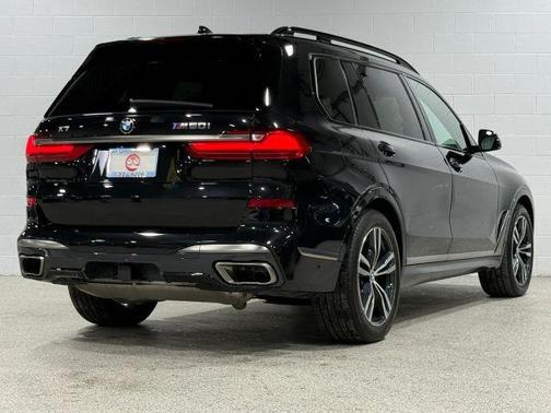 2021 BMW X7 M50i