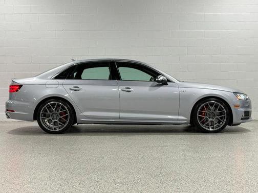 Florett Silver Metallic 2018 Audi S4 3.0T Premium Plus