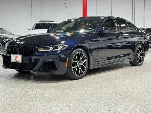 Blue 2021 BMW 540 i xDrive