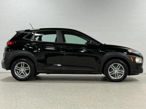 Black 2019 Hyundai KONA SE