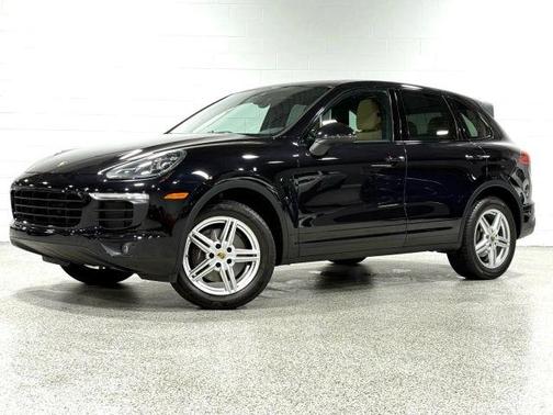 2016 Porsche Cayenne Base