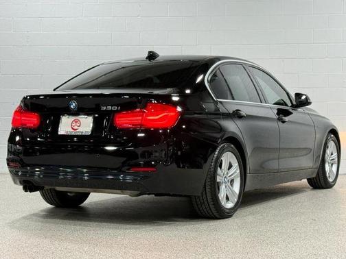 Black 2017 BMW 330 i