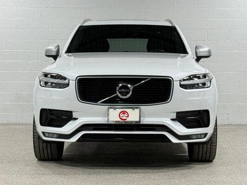 2019 Volvo XC90 T6 R-Design