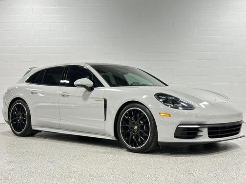 2018 Porsche Panamera E-Hybrid Sport Turismo 4