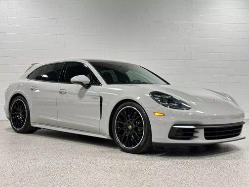 2018 Porsche Panamera E-Hybrid Sport Turismo 4