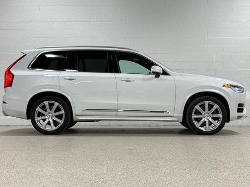 2019 Volvo XC90 T6 Inscription