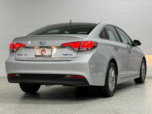 Starlight Silver 2016 Hyundai SONATA Hybrid Base
