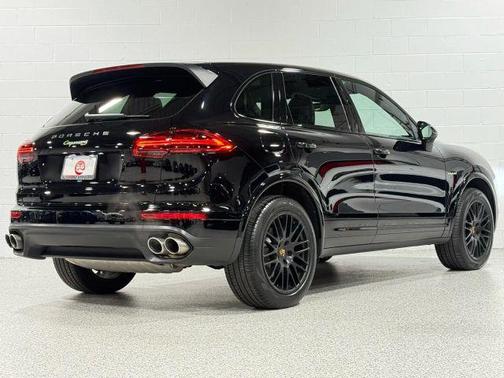 2018 Porsche Cayenne S