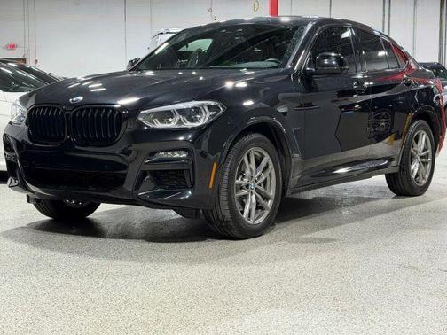 Gray 2021 BMW X4 M40i