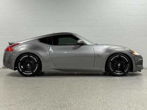 Platinum Graphite Metallic 2009 Nissan 370Z Touring