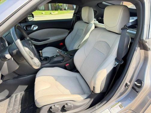 Platinum Graphite Metallic 2009 Nissan 370Z Touring