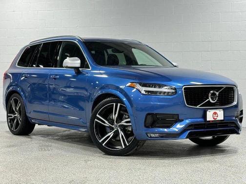 2017 Volvo XC90 T6 R-Design