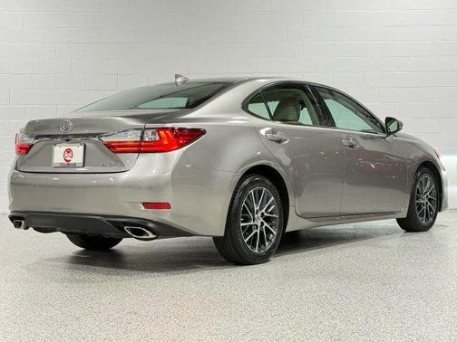 2017 Lexus ES 350 Base