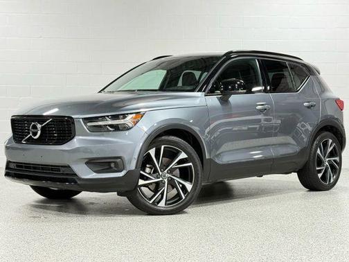 2019 Volvo XC40 T5 R-Design