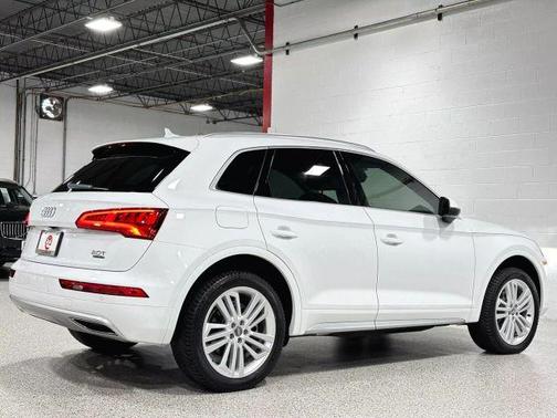 2018 Audi Q5 2.0T Prestige