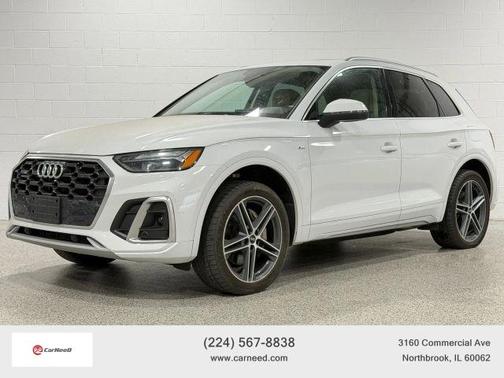 Glacier White Metallic 2022 Audi Q5 e 55 S line quattro Premium