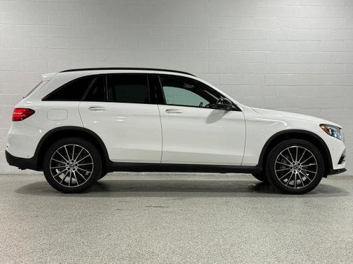 White 2017 Mercedes-Benz GLC 300 Base 4MATIC
