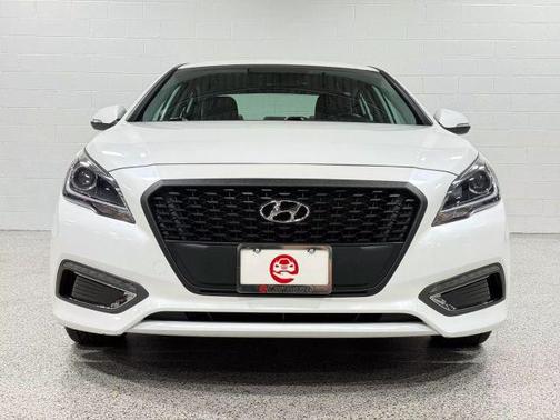 2016 Hyundai SONATA Hybrid Limited