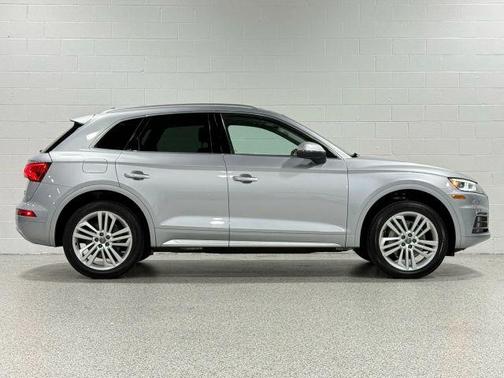 2018 Audi Q5 2.0T Prestige