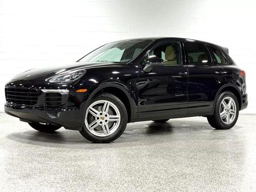 2016 Porsche Cayenne Base