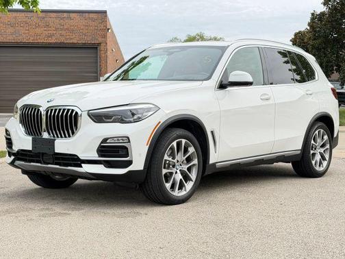 White 2019 BMW X5 xDrive40i