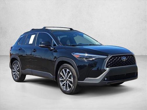 2025 Toyota Corolla Cross XLE