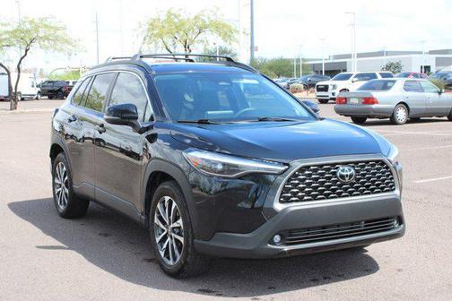 2025 Toyota Corolla Cross XLE