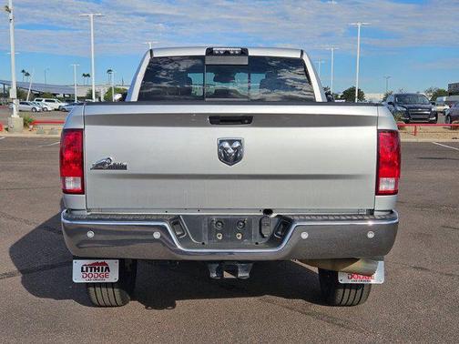 2017 RAM 3500 Big Horn Crew Cab 4x2 6'4' Box