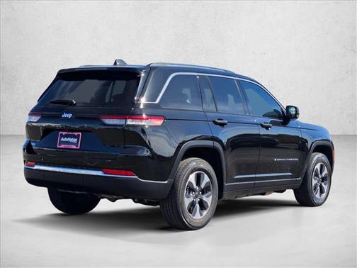 Diamond Black Crystal Pearlcoat 2022 Jeep Grand Cherokee 4xe Base
